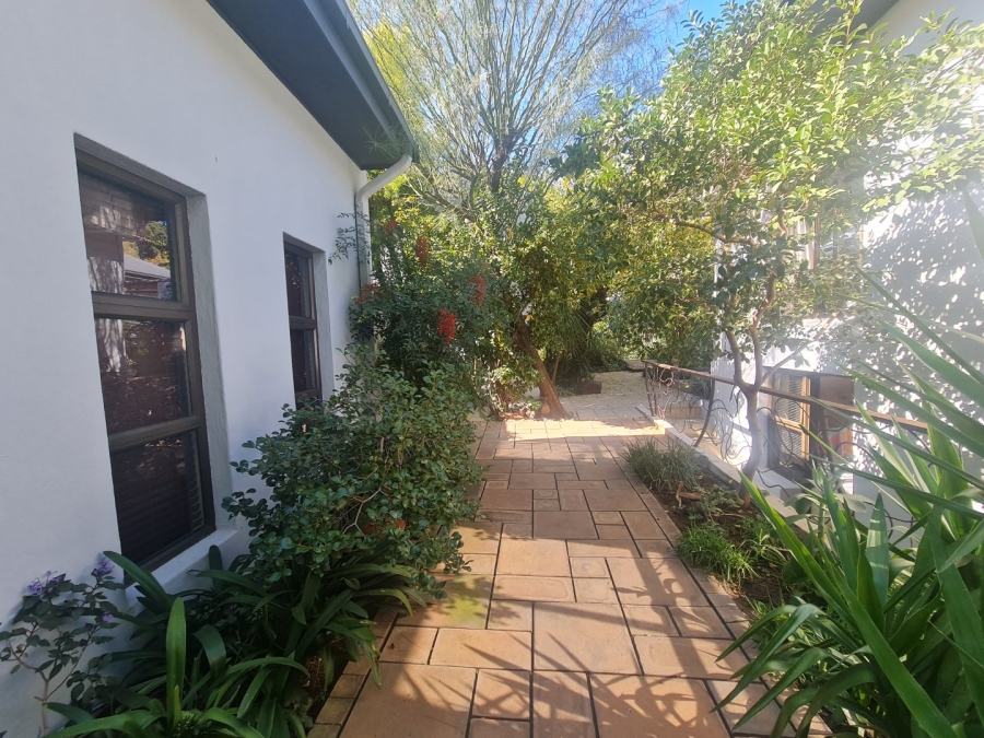 6 Bedroom Property for Sale in Waverley Free State